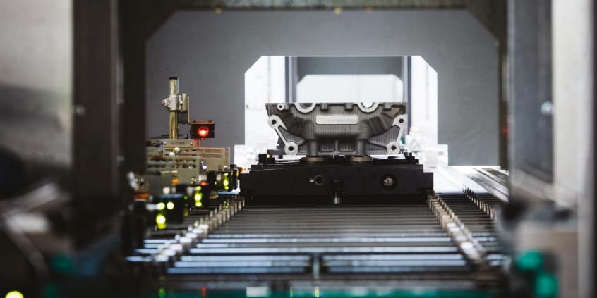 Kolejne życie fabryki silników w Tychach. Dziś ruszyła produkcja silnika Turbo PureTech Grupy PSA