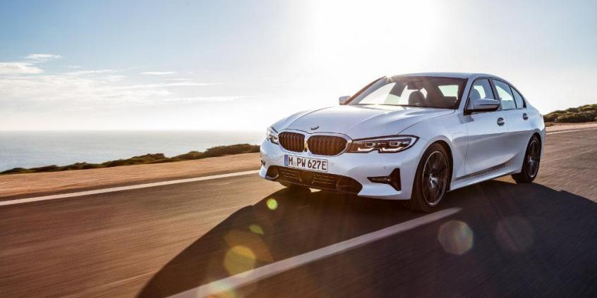 Nowe odmiany hybrydowych BMW. Silniki benzynowe praktycznie niepotrzebne