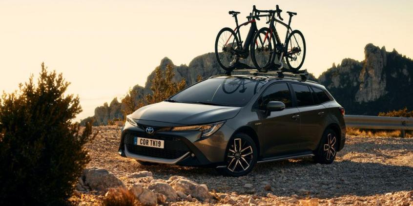 Ta Toyota Corolla poradzi sobie w terenie. Ale o rajdach off-roadowych zapomnijcie