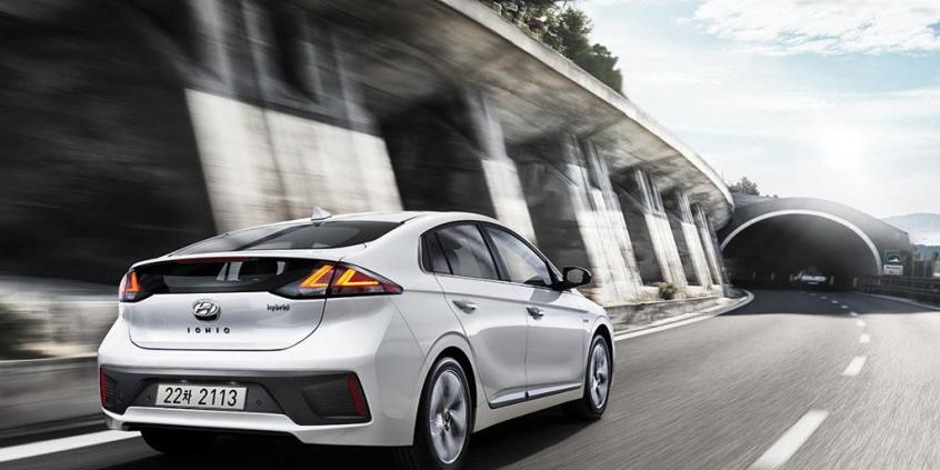 Hyundai zmodyfikował Ioniqa. Posiada tryb jazdy w strefach zielonych