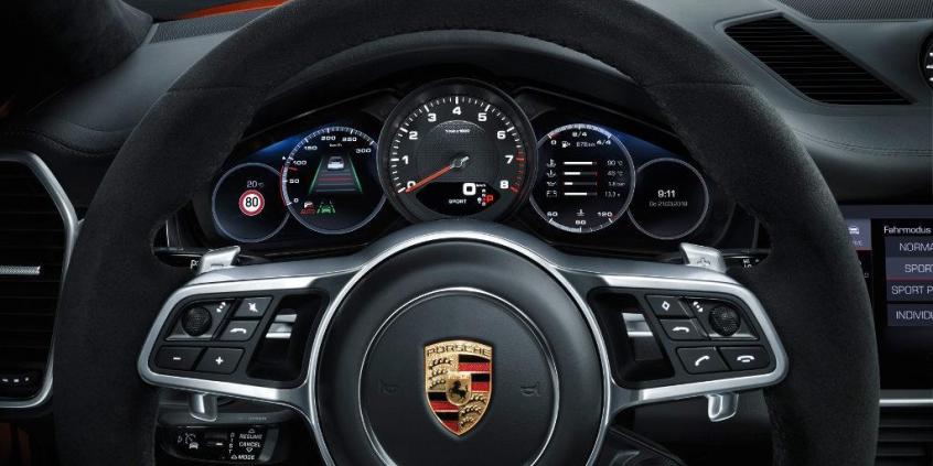 Czy duży SUV może być coupe? Wg Porsche tak – oto Cayenne Coupe