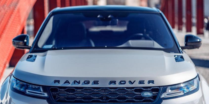 Range Rover Evoque po zmianach staje się hybrydą