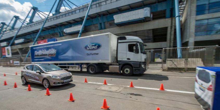 Ford Driving Skills for Life. Ford przeszkoli za darmo młodych kierowców