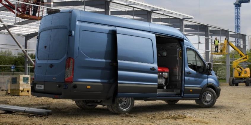 Ford tnie ceny dostawczych PHEV. Ile można zaoszczędzić?