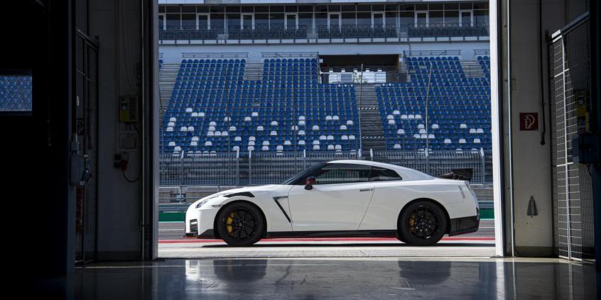 Nissan GT-R Nismo na rok 2020 już w sprzedaży. Znamy ceny