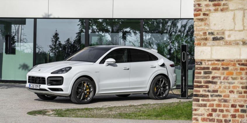 Najmocniejsze Porsche Cayenne będzie hybrydą
