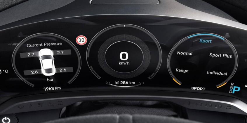 Tak wygląda wnętrze elektrycznego Porsche Taycana