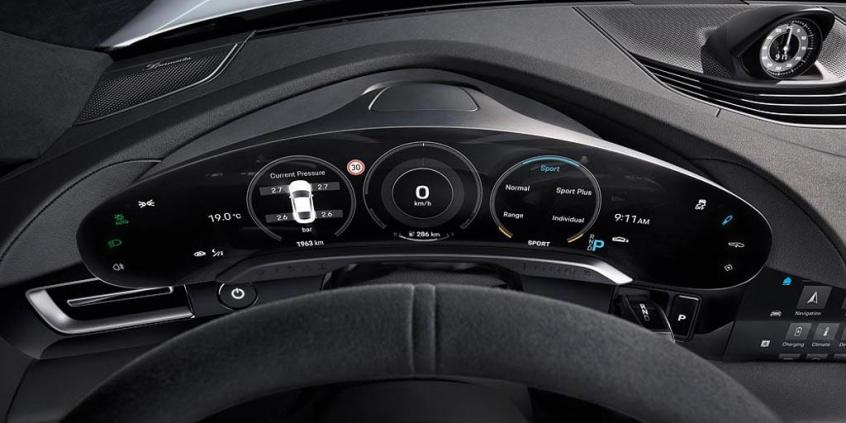 W końcu jest! Oto elektryczny Porsche Taycan