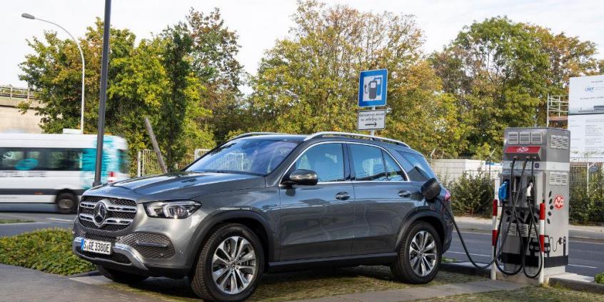 Hybrydowy Mercedes GLE z dieslem pod maską. &quot;Na prądzie&quot; przejedzie dużo dalej niż konkurencja