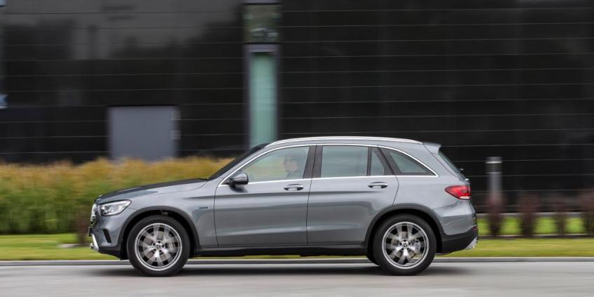 Hybrydowy Mercedes GLE z dieslem pod maską. &quot;Na prądzie&quot; przejedzie dużo dalej niż konkurencja