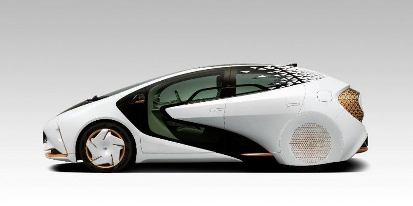 Elektryczna Toyota LQ jest autem... minusemisyjnym