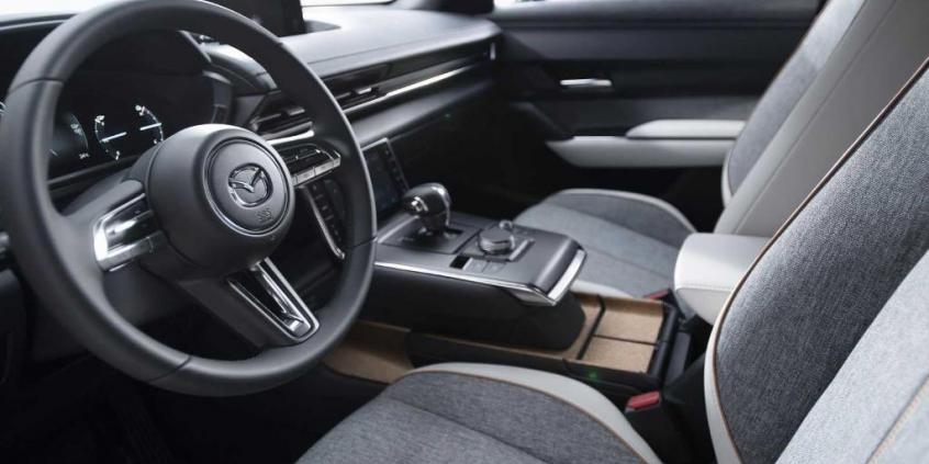 Mazda rozpoczyna nową erę. Oto elektryczne MX-30