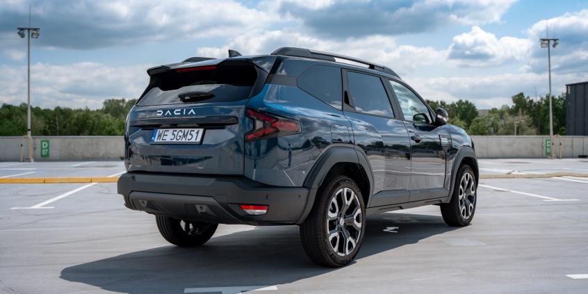 Dacia Bigster Hybrid Journey stanowi największe wyzwanie dla chińskich aut