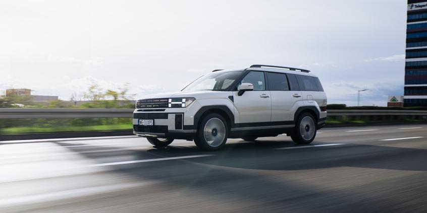 Hyundai Santa Se 1.6 T-GDI HEV Platinum 4WD to najlepszy koreański SUV, choć nie każdy tak uważa