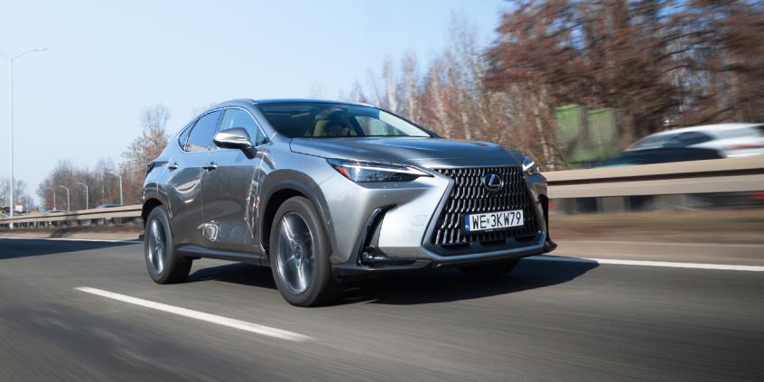 Lexus NX 450h+ E-FOUR Omotenashi nie pozwala sobie na słabości. W końcu znalazłem samochód dla siebie