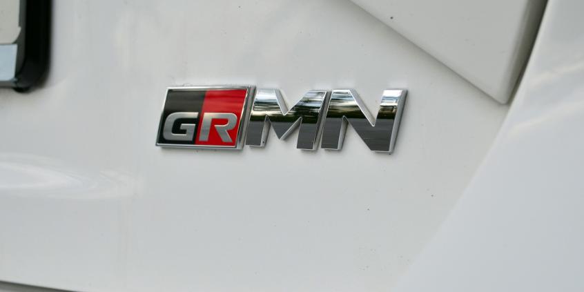 Toyota Yaris GRMN – Fiestę ST i Polo GTi rozstawia po kątach!