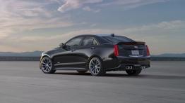 Cadillac ATS-V Sedan (2016) - widok z tyłu