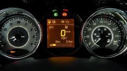 Ligier JS 50 L (2016) - zestaw wskaźników