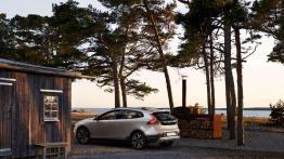 Volvo V40 Cross Country (2016) - widok z tyłu