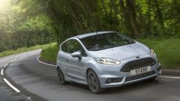 Ford Fiesta ST200 (2016) - widok z przodu