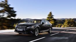 Lexus LS IV Sedan L Facelifting 600h 394KM 290kW 2012-2016