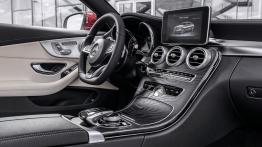 Mercedes-Benz Klasa C W205 Coupe (2016) - kokpit