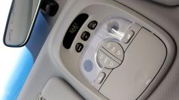 Kia Sorento 2006 - obszar nad lusterkiem wstecznym