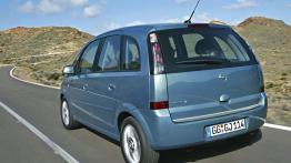 Opel Meriva 2006 - widok z tyłu