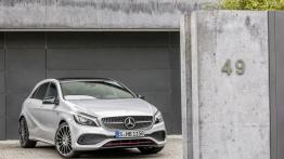 Mercedes A 250 Sport (W 176 Facelifting) 2016 - widok z przodu