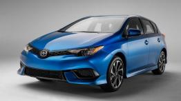 Scion iM (2016) - przód - reflektory wyłączone