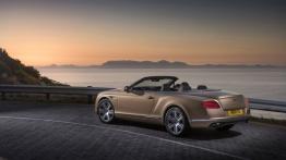 Bentley Continental GT Cabrio Facelifting (2016) - widok z tyłu