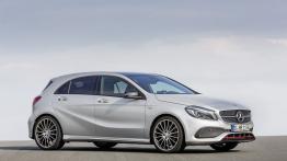 Mercedes A 250 Sport (W 176 Facelifting) 2016 - prawy bok