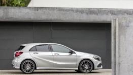Mercedes A 250 Sport (W 176 Facelifting) 2016 - prawy bok