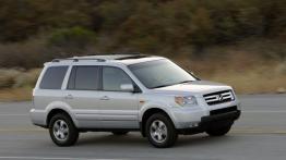 Honda Pilot 2006 - prawy bok