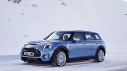 MINI Clubman ALL4 (2016) - widok z przodu