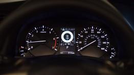 Lexus GS Facelift (2016) - zestaw wskaźników