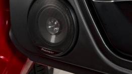 Microcar M.Go Family (2016) - głośnik w drzwiach przednich