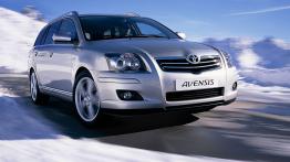 Toyota Avensis 2006 - widok z przodu