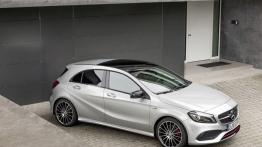 Mercedes A 250 Sport (W 176 Facelifting) 2016 - widok z góry
