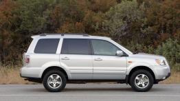 Honda Pilot 2006 - prawy bok