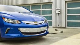 Chevrolet Volt II (2016) - zderzak przedni