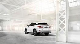 Lexus RX IV 350 F-Sport (2016) - widok z tyłu