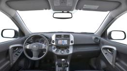 Toyota RAV4 2006 - pełny panel przedni