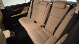 Lexus GS Facelift (2016) - tylna kanapa