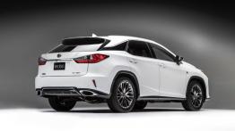 Lexus RX IV 350 F-Sport (2016) - tył - reflektory włączone