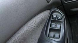 Z drobnymi problemami - Nissan Almera N16 (2000-2006)