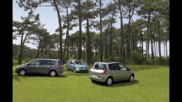 Renault Scenic 2006 - prawy bok