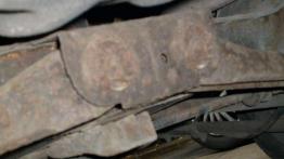 Opis techniczny Mazda 626