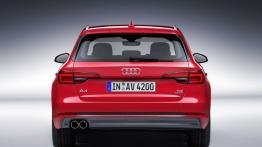 Audi A4 B9 Avant 3.0 TDI quattro (2016) - tył - reflektory włączone