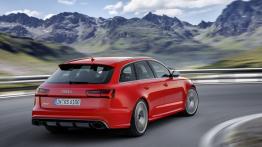 Audi RS6 Avant performance (2016) - widok z tyłu